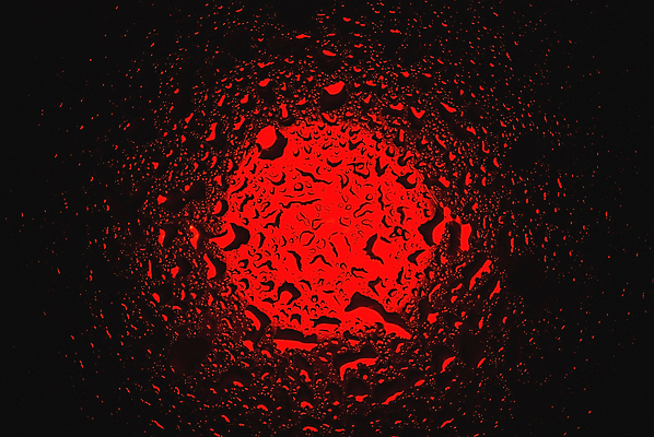 포토 JPG 해외이미지 사람없음 빨간색 물 태양 검은색 어둠 젖음 원형 떨어짐 야간 질감 해외202004 해외포토 자연요소 도형 컬러 컨셉 파일형식 이미지허브