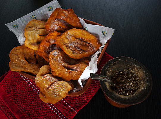 포토 JPG 해외이미지 전통 문화 가정 디저트 실내 사람없음 컬러풀 우정 튀김 신선 달콤 아침식사 폐기물 설탕 굽기 흥분 심플 밀가루 나눔 브라질 아르헨티나 구식 우루과이 음식준비 카페인 탄수화물 페스츄리 핸드메이드 해외202004 해외포토 감정 음식 빵 컬러 내부 친구 식사 남아메리카 맛 쓰레기 가루 구이 준비 파일형식 이미지허브