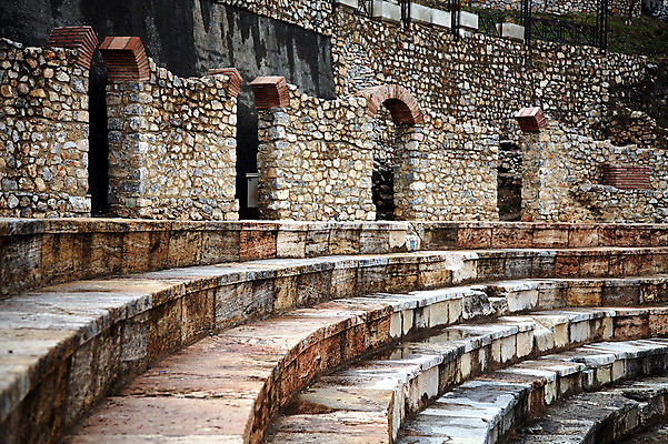 포토 JPG 해외이미지 전통 유럽 백그라운드 패턴 건축양식 산 사람없음 건물 세계 갈색 여행객 골동품 재산 배우 극장 언덕 폐허 아치 쇼 타운 원형경기장 공화국 로마인 마케도니아 발칸반도 불가리아 옛날 파멸 목차 해외202004 해외포토 건축물 건축 나라 컬러 컨셉 무늬 스포츠시설 사람 인종 금융 경기장 도시 연예인 파일형식 소멸 남유럽 이미지허브