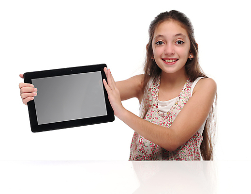 포토 JPG 해외이미지 백인 학생 응시 여자 교육 행복 어린이 클리핑패스 인터넷 모바일 한명 미소 사람 컴퓨터 알약 디지털 스크린 전시 터치 흰색 잡기 달콤 무선전화기 흰배경 전자 보여주기 고립 소셜 터치스크린 해외202004 해외포토 서양인 1 시선 감정 컬러 백그라운드 모션 표정 전자제품 약 맛 전화기 파일형식 이미지허브