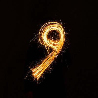 포토 JPG 백그라운드 검은배경 불꽃 사람없음 빛 숫자 구 9 국내포토 문자 불 검은색 파일형식