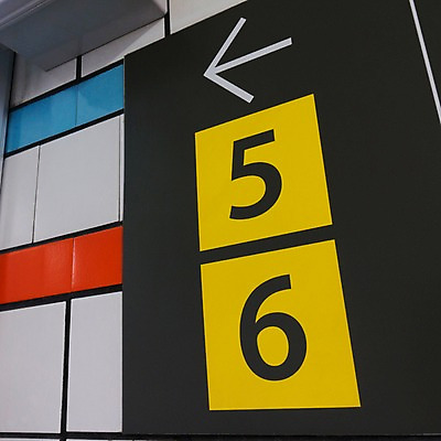 포토 JPG 화살표 벽 백그라운드 실내 사람없음 숫자 전철 6 5 국내포토 문자 육상교통 대중교통 내부 파일형식