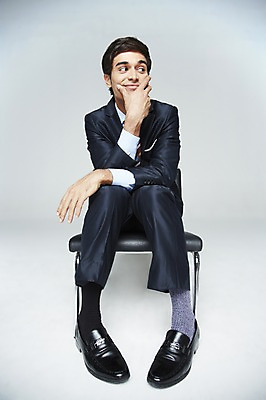 포토 JPG 스튜디오촬영 전신 외국인 해외기획촬영 2012년태국 남자 의자 비즈니스 양말 실내 한명 사람 앉기 동양인 20대 성인 턱괴기 직장인 비즈니스맨 위험 실수 청년만 청년남자만 청년남자한명만 성인남자한명만 국내포토 직업 1 가구 컨셉 모션 인종 청년 내부 남자만 남자한명만 성인남자만 성인만 파일형식