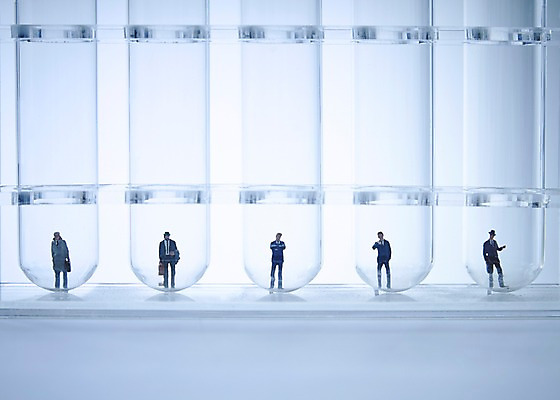 포토 JPG 스튜디오촬영 인형 비즈니스 실내 사람없음 장난감 모형 미니어처 피규어 비즈니스맨 오브젝트 시험관 유리관 국내포토 남자 실험기구 내부 직장인 파일형식