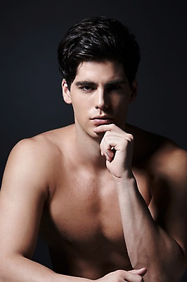 포토 JPG 스튜디오촬영 서양인 외국인 백인 해외기획촬영 라이프스타일 남자 2013년태국 맨라이프 검은배경 상의탈의 실내 한명 사람 손짓 상반신 20대 성인 앞모습 뷰티 섹시 턱괴기 청년만 청년남자만 청년남자한명만 성인남자한명만 국내포토 1 뷰포인트 백그라운드 컨셉 모션 탈의 인종 청년 내부 생활 검은색 남자만 남자한명만 성인남자만 성인만 파일형식