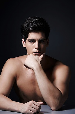 포토 JPG 스튜디오촬영 서양인 외국인 백인 해외기획촬영 라이프스타일 남자 2013년태국 맨라이프 검은배경 상의탈의 실내 한명 사람 손짓 상반신 20대 성인 앞모습 뷰티 섹시 턱괴기 청년만 청년남자만 청년남자한명만 성인남자한명만 국내포토 1 뷰포인트 백그라운드 컨셉 모션 탈의 인종 청년 내부 생활 검은색 남자만 남자한명만 성인남자만 성인만 파일형식