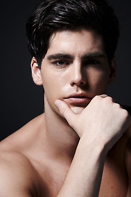 포토 JPG 스튜디오촬영 서양인 외국인 백인 해외기획촬영 라이프스타일 남자 2013년태국 맨라이프 검은배경 상의탈의 실내 한명 사람 손짓 상반신 20대 성인 앞모습 뷰티 섹시 턱괴기 청년만 청년남자만 청년남자한명만 성인남자한명만 국내포토 1 뷰포인트 백그라운드 컨셉 모션 탈의 인종 청년 내부 생활 검은색 남자만 남자한명만 성인남자만 성인만 파일형식