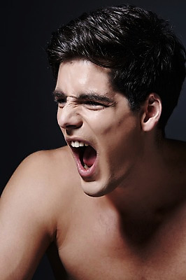 포토 JPG 스튜디오촬영 서양인 외국인 백인 해외기획촬영 라이프스타일 남자 2013년태국 맨라이프 검은배경 상의탈의 실내 표정 한명 사람 상반신 20대 성인 뷰티 섹시 외침 분노 청년만 청년남자만 청년남자한명만 성인남자한명만 국내포토 1 감정 백그라운드 컨셉 탈의 인종 청년 내부 생활 검은색 소리 남자만 남자한명만 성인남자만 성인만 파일형식