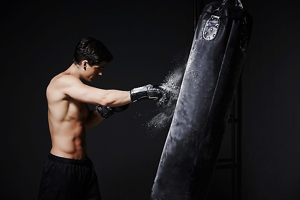 포토 JPG 스튜디오촬영 서양인 외국인 백인 해외기획촬영 라이프스타일 남자 스포츠 2013년태국 맨라이프 장갑 검은배경 운동선수 실내 한명 서기 사람 상반신 20대 성인 옆모습 운동복 운동 권투 글러브 권투글러브 펀치 권투선수 목표 열정 샌드백 청년만 청년남자만 청년남자한명만 성인남자한명만 국내포토 1 잡화 옷 감정 스포츠용품 뷰포인트 백그라운드 컨셉 모션 건강 인종 청년 내부 생활 검은색 격투기 남자만 남자한명만 성인남자만 성인만 파일형식