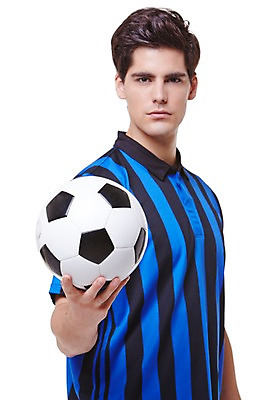 포토 JPG 스튜디오촬영 서양인 외국인 백인 해외기획촬영 라이프스타일 남자 스포츠 2013년태국 맨라이프 유니폼 축구공 공 축구선수 운동선수 실내 한명 들기 누끼 사람 상반신 20대 성인 운동 축구 목표 열정 청년만 청년남자만 청년남자한명만 성인남자한명만 국내포토 1 옷 감정 컨셉 축구용품 모션 건강 인종 청년 내부 생활 구기 남자만 남자한명만 성인남자만 성인만 파일형식