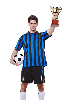 포토 JPG 스튜디오촬영 서양인 외국인 백인 해외기획촬영 라이프스타일 남자 스포츠 2013년태국 맨라이프 유니폼 축구공 공 축구선수 운동선수 실내 한명 서기 미소 웃음 들기 누끼 사람 상반신 20대 성인 앞모습 운동 축구 우승 목표 트로피 열정 청년만 청년남자만 청년남자한명만 성인남자한명만 국내포토 1 옷 감정 뷰포인트 컨셉 축구용품 모션 표정 건강 인종 청년 내부 생활 구기 최고 상_우승 남자만 남자한명만 성인남자만 성인만 파일형식