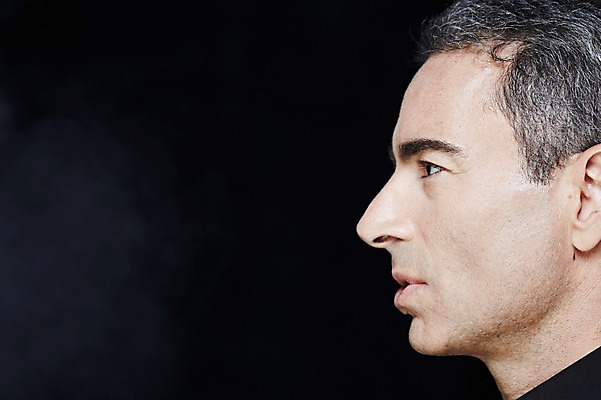 포토 JPG 스튜디오촬영 서양인 외국인 백인 해외기획촬영 라이프스타일 남자 얼굴 2013년태국 40대 중년 비즈니스 중년라이프 검은배경 실내 한명 사람 상반신 옆모습 신체부위 비즈니스라이프 비즈니스맨 고급 중년만 중년남자만 중년남자한명만 국내포토 1 뷰포인트 백그라운드 컨셉 인종 성인 내부 생활 검은색 직장인 남자만 남자한명만 성인만 파일형식