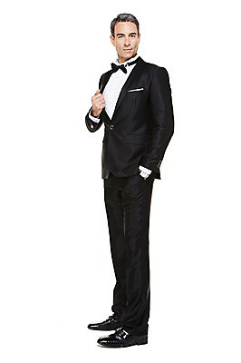 포토 JPG 스튜디오촬영 전신 서양인 외국인 백인 해외기획촬영 라이프스타일 남자 2013년태국 시계 40대 중년 중년라이프 나비넥타이 실내 한명 서기 누끼 사람 정장 턱시도 손짓 옆모습 고급 손목시계 주머니손 남자만 남자한명만 중년만 중년남자만 중년남자한명만 국내포토 1 옷 뷰포인트 컨셉 장신구 모션 넥타이 인종 성인 내부 생활 성인만 파일형식