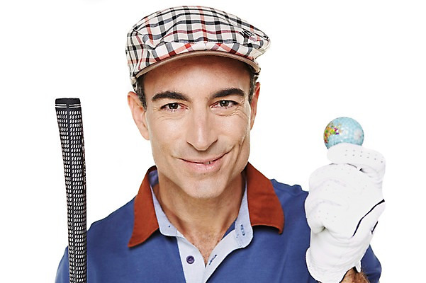 포토 JPG 스튜디오촬영 서양인 외국인 백인 해외기획촬영 라이프스타일 남자 스포츠 2013년태국 40대 중년 골프 공 중년라이프 레저 골프공 실내 한명 미소 웃음 들기 누끼 사람 상반신 취미 앞모습 운동복 운동 골프채 골프웨어 중년만 중년남자만 중년남자한명만 국내포토 1 옷 뷰포인트 모션 골프용품 표정 건강 인종 성인 내부 생활 구기 남자만 남자한명만 성인만 파일형식