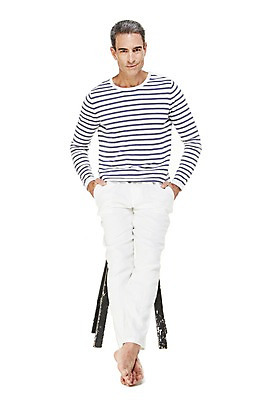 포토 JPG 스튜디오촬영 전신 서양인 외국인 백인 해외기획촬영 라이프스타일 남자 여유 2013년태국 40대 중년 의자 비즈니스 중년라이프 맨발 실내 한명 미소 웃음 누끼 사람 앉기 앞모습 캐주얼 비즈니스라이프 비즈니스맨 편안함 주머니손 중년만 중년남자만 중년남자한명만 국내포토 1 옷 감정 뷰포인트 가구 모션 발 표정 인종 성인 내부 생활 직장인 감각 남자만 남자한명만 성인만 파일형식