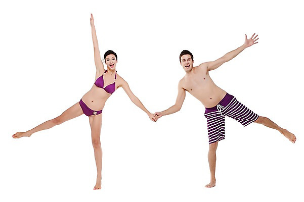 포토 JPG 스튜디오촬영 전신 서양인 외국인 백인 해외기획촬영 커플 계절 여자 남자 수영복 여유 2013년태국 포즈 모션 휴가 휴식 실내 서기 미소 웃음 누끼 사람 성인 두명 앞모습 여름 30대 여름휴가 바캉스 비키니 활발 장년만 성인만 국내포토 옷 감정 뷰포인트 컨셉 관계 표정 인종 내부 장년 파일형식 여름_계절