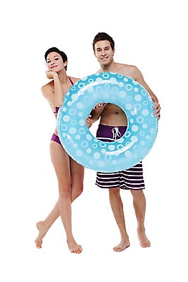 포토 JPG 스튜디오촬영 전신 서양인 외국인 백인 해외기획촬영 커플 계절 여자 남자 수영복 여유 2013년태국 포즈 모션 휴가 휴식 실내 서기 미소 웃음 들기 누끼 사람 손짓 성인 두명 앞모습 여름 30대 여름휴가 바캉스 비키니 턱괴기 활발 튜브 장년만 성인만 국내포토 옷 감정 뷰포인트 컨셉 관계 표정 인종 내부 장년 파일형식 여름_계절