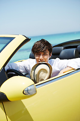 포토 JPG 주간 남자 여유 바다 여행 신랑 결혼 자동차 한국 한명 사람 앉기 동양인 상반신 20대 성인 해변 야외 앞모습 아웃포커스 제주도 한국인 오픈카 상쾌 해안도로 남자만 남자한명만 성인남자만 청년만 청년남자만 청년남자한명만 성인한명만 성인남자한명만 성인만 국내포토 자연요소 1 감정 아시아 도로 육상교통 뷰포인트 모션 승용차 촬영기법 인종 이벤트 청년 파일형식