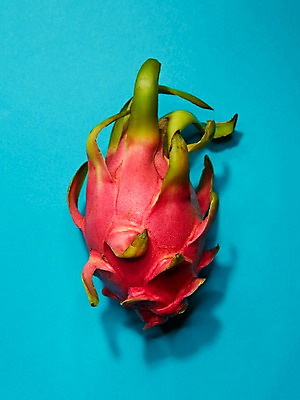 포토 JPG 스튜디오촬영 음식 컬러 하늘색 백그라운드 과일 실내 근접촬영 사람없음 빨간색 용과 트로피컬아트 국내포토 뷰포인트 내부 파란색 그림 파일형식