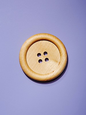 포토 JPG 스튜디오촬영 컬러 생활용품 백그라운드 단추 실내 근접촬영 사람없음 보라색 바느질도구 오브젝트 단추구멍 국내포토 뷰포인트 내부 파일형식