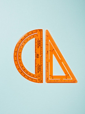 포토 JPG 스튜디오촬영 컬러 하늘색 백그라운드 학용품 실내 자 사람없음 주황색 오브젝트 삼각자 각도기 국내포토 문구용품 내부 파란색 파일형식