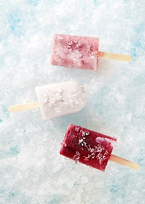 포토 JPG 스튜디오촬영 아이스크림 디저트 실내 풍경 사람없음 아웃포커스 여름 얼음 달콤 차가움 시원함 막대아이스크림 국내포토 자연요소 계절 음식 촬영기법 내부 맛 파일형식