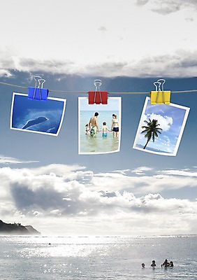 PSD 서양인 외국인 나무 식물 백인 구름 편집이미지 여자 남자 어린이 바다 여행 가족 물놀이 하늘 휴가 가족여행 집게 사람 여러명 성인 뒷모습 야자수 손잡기 기념사진 이미지편집 자연요소 뷰포인트 다수 관계 모션 놀이 인종 파일형식