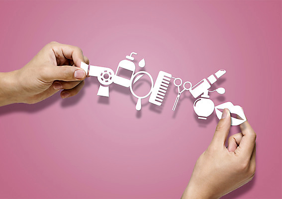 PSD 편집이미지 우먼라이프 손 가위 손짓 신체부위 뷰티 화장품 거울 립스틱 잡기 머리빗 미용용품 드라이어 향수 입술 손거울 이미지편집 라이프스타일 모션 문구용품 사람 오브젝트 파일형식