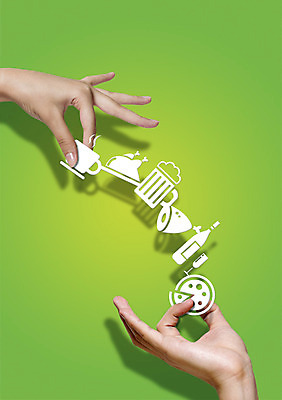 PSD 편집이미지 손 커피 음식 와인잔 맥주 피자 육류 손짓 신체부위 닭고기 잡기 병 커피잔 이미지편집 식기 음료 술잔 식재료 모션 잔 주류 패스트푸드 서양음식 사람 파일형식