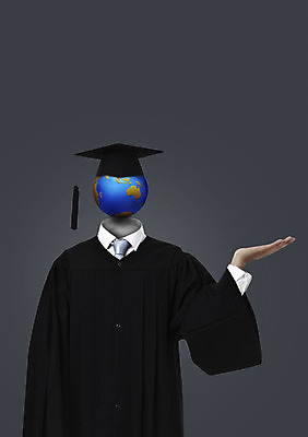 PSD 편집이미지 모자 교육 지구 대학생 학사모 졸업 안내 한명 사람 손짓 상반신 글로벌 지구본 졸업가운 대학교육 글로벌교육 이미지편집 모자_잡화 1 학생 잡화 모션 가운 파일형식