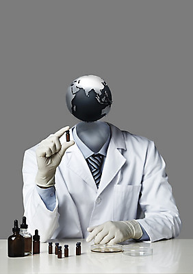 PSD 편집이미지 직업 교육 남자 지구 장갑 실험기구 실험 한명 들기 사람 상반신 글로벌 지구본 가운 실험복 연구원 과학자 글로벌교육 샬레 남자만 남자한명만 이미지편집 1 잡화 옷 과학 모션 학자 파일형식