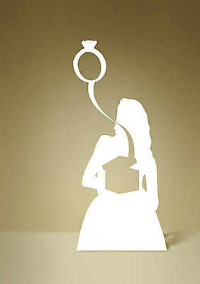 PSD 편집이미지 여자 실루엣 결혼 프로포즈 선물 한명 이벤트 상반신 선물상자 반지 여자만 여자한명만 이미지편집 1 장신구 촬영기법 사람 상자 파일형식