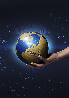 PSD 편집이미지 손 별 지구 세계지도 지도 비즈니스 들기 신체부위 빛 글로벌 지구본 우주 글로벌비즈니스 이미지편집 자연요소 모션 사람 세계 파일형식