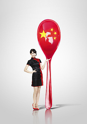 전신 PSD 외국인 편집이미지 여자 교육 별 문화 허리손 중국문화 안내 한명 서기 웃음 사람 동양인 손짓 20대 성인 중국인 숟가락 중국 국기 전통의상 치파오 오성홍기 여자만 여자한명만 성인여자만 청년만 청년여자만 성인한명만 청년여자한명만 성인여자한명만 성인만 이미지편집 자연요소 1 동양문화 전통 아시아 외국문화 포즈 모션 수저 표정 인종 청년 파일형식