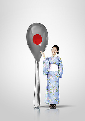 전신 PSD 편집이미지 여자 교육 일본문화 안내 한명 서기 웃음 사람 동양인 손짓 성인 숟가락 일본 국기 전통의상 기모노 일장기 여자만 여자한명만 성인여자만 성인만 이미지편집 1 동양문화 전통 아시아 외국문화 모션 수저 표정 인종 일본전통의상 파일형식