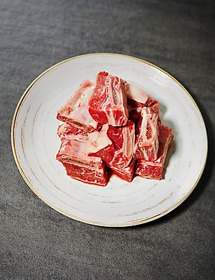 포토 JPG 스튜디오촬영 접시 백그라운드 육류 사람없음 소고기 국내포토 식기 식재료 실내 파일형식