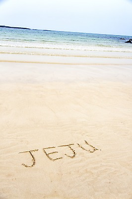 포토 JPG 주간 영어 한국 풍경 해변 사람없음 야외 단어 모래사장 제주도 낙서 국내포토 자연요소 문자 아시아 바다 파일형식
