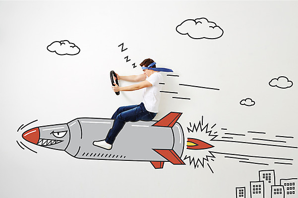 전신 PSD 서양인 외국인 편집 편집이미지 남자 백그라운드 포토일러 넥타이 한명 사람 로켓 잠 핸들 미사일 디지털합성 합성 졸음운전 남자만 남자한명만 이미지편집 1 잡화 인종 운전 파일형식