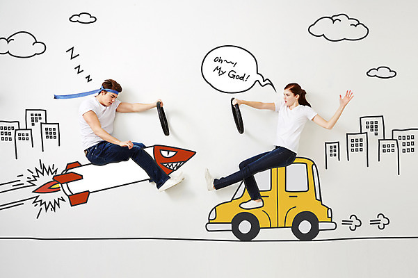 전신 PSD 서양인 외국인 편집 편집이미지 여자 남자 백그라운드 자동차 포토일러 넥타이 사람 두명 운전 로켓 잠 위험 핸들 디지털합성 합성 졸음운전 이미지편집 잡화 육상교통 컨셉 모션 인종 파일형식