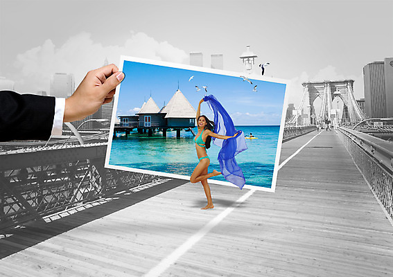 전신 PSD 서양인 외국인 동물 구름 편집이미지 손 계절 여자 바다 여행 갈매기 조류 하늘 휴가 서기 들기 사람 20대 성인 옆모습 신체부위 여름 비키니 도시 천 휴양지 수상가옥 기념사진 가교 청년만 성인만 이미지편집 자연요소 건축물 수영복 뷰포인트 모션 주택 인종 청년 장소 직물 파일형식