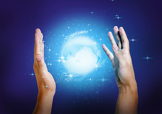 PSD 편집이미지 손 지구 세계지도 지도 비즈니스 손짓 신체부위 빛 반짝임 글로벌 글로벌비즈니스 이미지편집 모션 사람 세계 파일형식