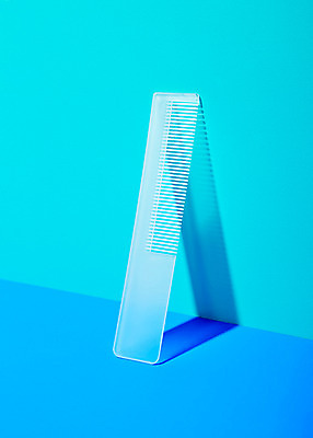 포토 JPG 스튜디오촬영 컬러 생활용품 백그라운드 실내 근접촬영 사람없음 파란색 머리빗 오브젝트 국내포토 뷰포인트 내부 미용용품 파일형식