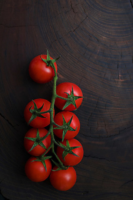 포토 JPG 열매 음식 줄기 컬러 토마토 채소 식재료 방울토마토 근접촬영 사람없음 빨간색 하이앵글 꼭지 국내포토 식물 뷰포인트 파일형식