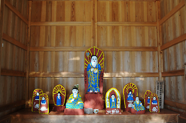 포토 JPG 전통 조각 일본문화 풍경 사람없음 조형물 조각상 일본 사찰 사원 불상 오브젝트 일본전통 조각_조소 국내포토 동양문화 아시아 외국문화 불교 비즈니스 종교건축 미술 조소 파일형식