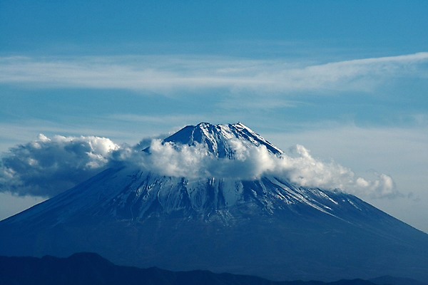 포토 JPG 주간 구름 자연 하늘 산 풍경 사람없음 야외 눈 화산 만년설 국내포토 자연요소 날씨 생태계 파일형식