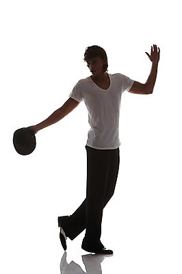 포토 JPG 스튜디오촬영 전신 서양인 외국인 백인 해외기획촬영 모자 남자 2013년태국 포즈 실내 한명 서기 들기 사람 20대 성인 역광 남자만 남자한명만 성인남자만 청년만 청년남자만 청년남자한명만 성인한명만 성인남자한명만 성인만 국내포토 1 잡화 모션 인종 청년 내부 파일형식