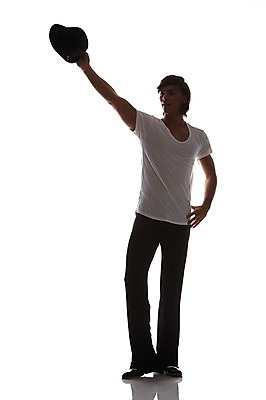 포토 JPG 스튜디오촬영 전신 서양인 외국인 백인 해외기획촬영 모자 남자 2013년태국 포즈 실내 한명 서기 들기 사람 20대 성인 역광 남자만 남자한명만 성인남자만 청년만 청년남자만 청년남자한명만 성인한명만 성인남자한명만 성인만 국내포토 1 잡화 모션 인종 청년 내부 파일형식