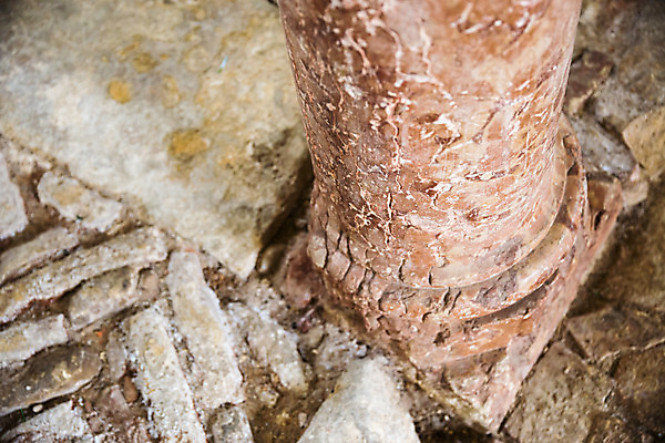 포토 JPG 해외이미지 디자인 문화 건축양식 바닥 미술 사람없음 건물 장식 빨간색 세로 이탈리아 골동품 기둥 사찰 화려 역사 클래식 우아함 로마 지중해 받침대 묘사 과거 대리석 그리스인 천연기념물 국회 고고학 고립 로마인 옛날 해외202004 해외포토 서양인 건축물 교육 건축 유럽 바다 컬러 컨셉 재료 종교건축 문화예술 인종 파일형식 이미지허브