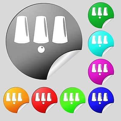 EPS 해외이미지 컨셉 일러스트 장난 공 손가락 성공 3 컵 장난감 게임 우승 행운 재산 도박 선택 위험 방향 상패 검색 기회 열정 거짓 고립 골무 복권 해외202004 해외일러스트 식기 손 감정 놀이 금융 최고 상_우승 파일형식 벡터 이미지허브