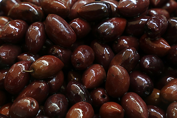 포토 JPG 해외이미지 전통 음식 채소 재료 건강 요리 사람없음 빨간색 갈색 세일 검은색 시장 닫기 올리브 피클 각도 광택 소매 그리스인 내추럴 입가심 절임 짠맛 해외202004 해외포토 서양인 열매 컬러 모션 맛 파일형식 이미지허브